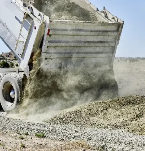 Large fleet support for urgent hauling jobs and demanding schedules